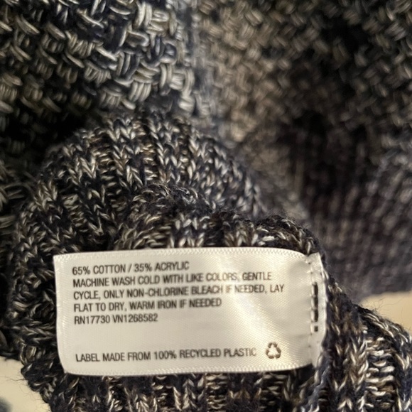 Universal Thread Navy Knitted Sweater - Picture 5 of 5